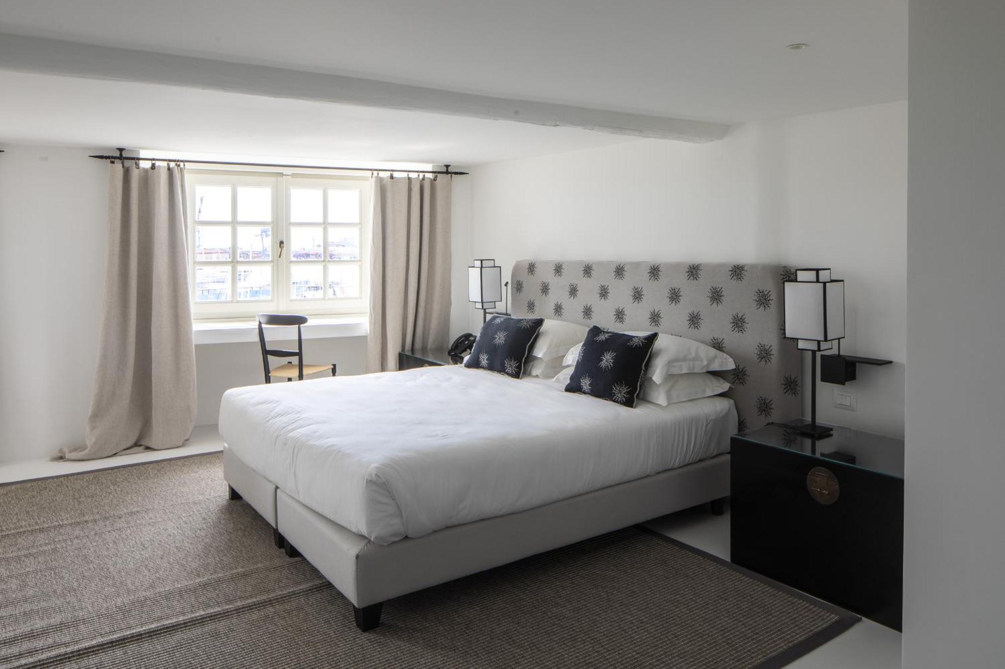 Hotel Palazzo Durazzo Suites เจนัว ภายนอก รูปภาพ